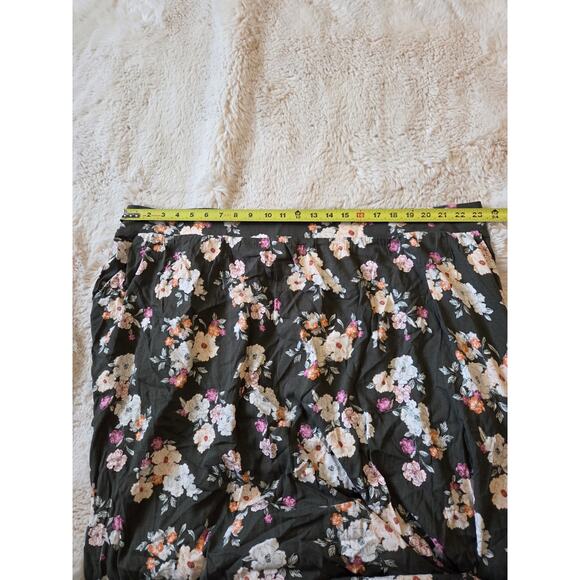 TORRID Tea Length Floral Cami Two Piece Set NWT Size 4 - Picture 5 of 10